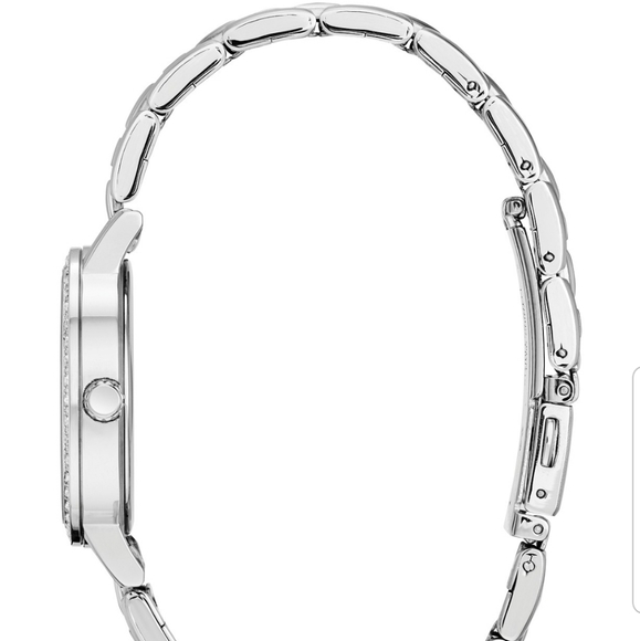 Citizen

Women's Quartz Stainless Steel Bracelet W - Picture 4 of 5